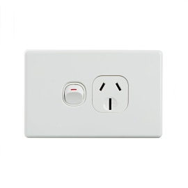 4C | Elegant Single Power Point 250V 15A | Horizontal 040.0.0096