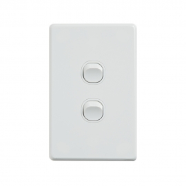 4C | Classic 2 Gang Switch 250V 16AX - Vertical 040.000.0296