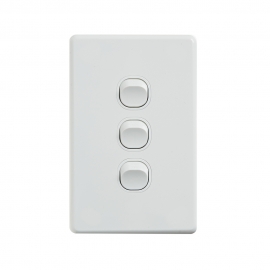 4C | Classic 3 Gang Switch 250V 16AX - Vertical 040.000.0297