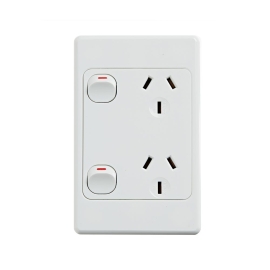 4C | Ultima Double Power Point 250V 10A | Vertical 040.000.0079