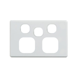 4C | Classic Double Power Point With Extra Switch Cover Plate - White *** 040.000.0030