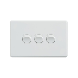 4C | Classic 3 Gang Switch 250V 16AX | Horizontal 040.000.0291