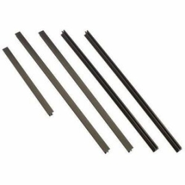 NetShelter Sx 42U/48U Baying Trim Kit Black AR7600